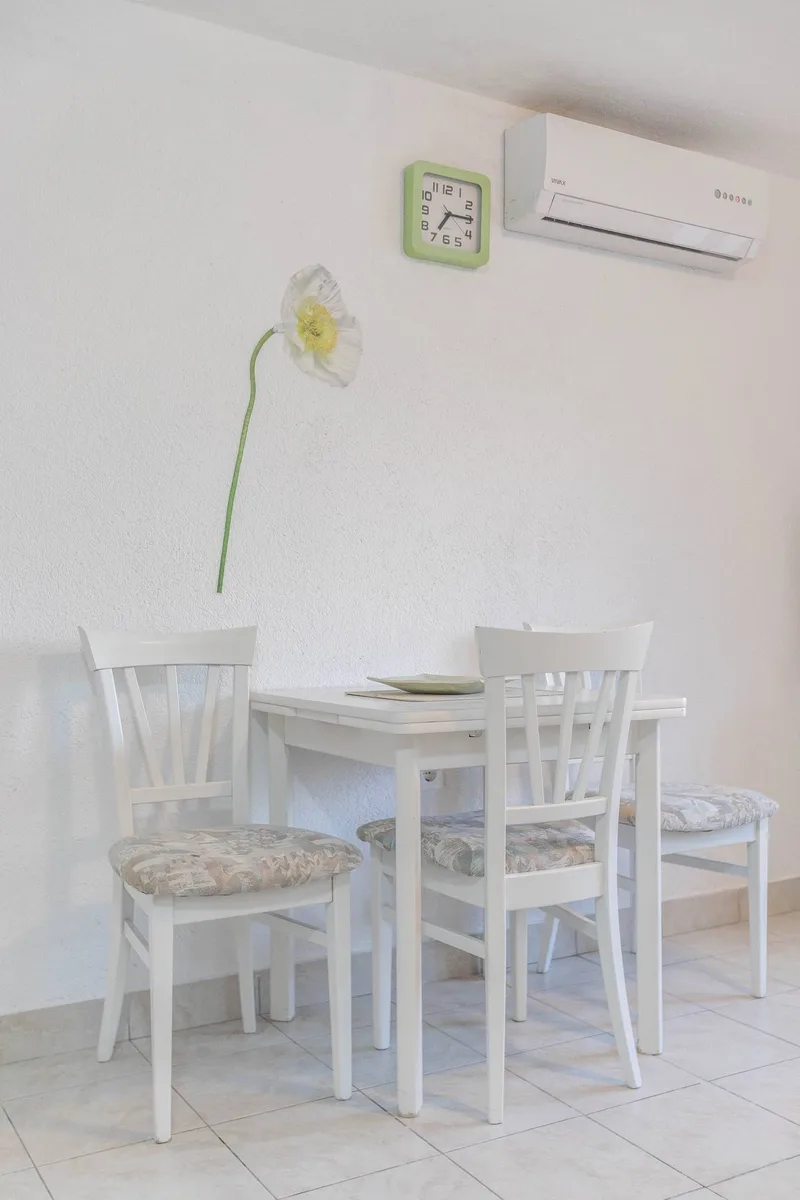 Apartment A4 thumbnail 7