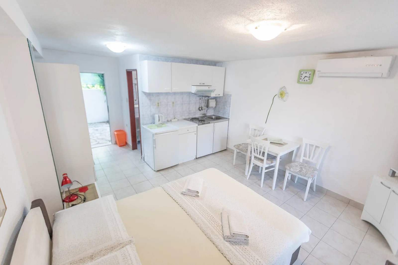 Apartment A4