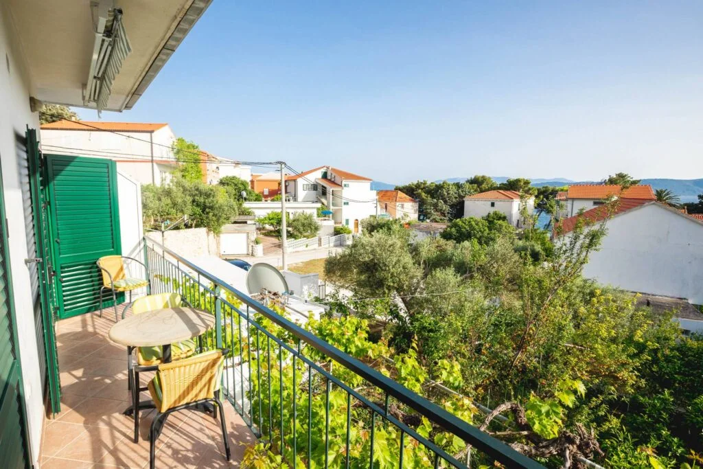 Sea-view balcony